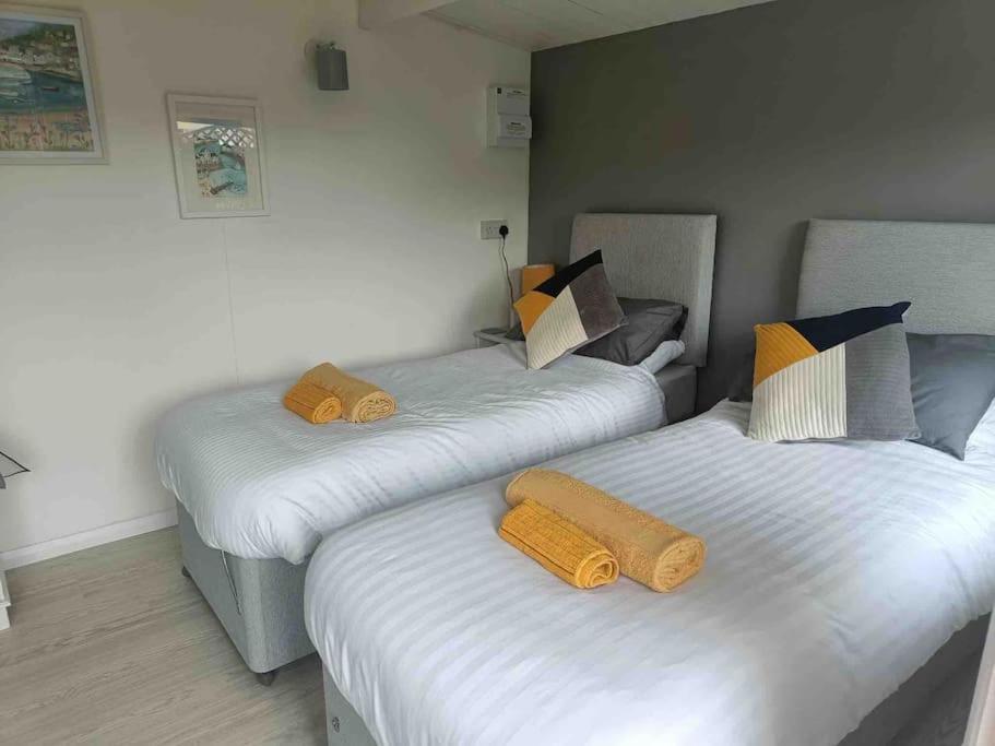 Private Lodge Close To Beaches And Goodwood Felpham Eksteriør billede